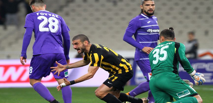 Η ΑΕΚ “ίδρωσε” αλλά τελικά πήρε με 2-1 τη νίκη με Ξάνθη