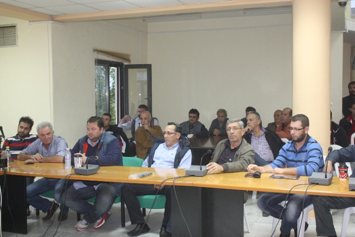 Λάρισα: Βγαίνουν στην εθνική οδό οι αγρότες