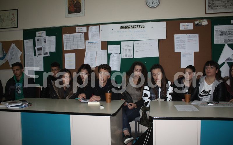 ΕΡΤ ΠΥΡΓΟΥ:«Ολιγωρία για τα σκουπίδια»