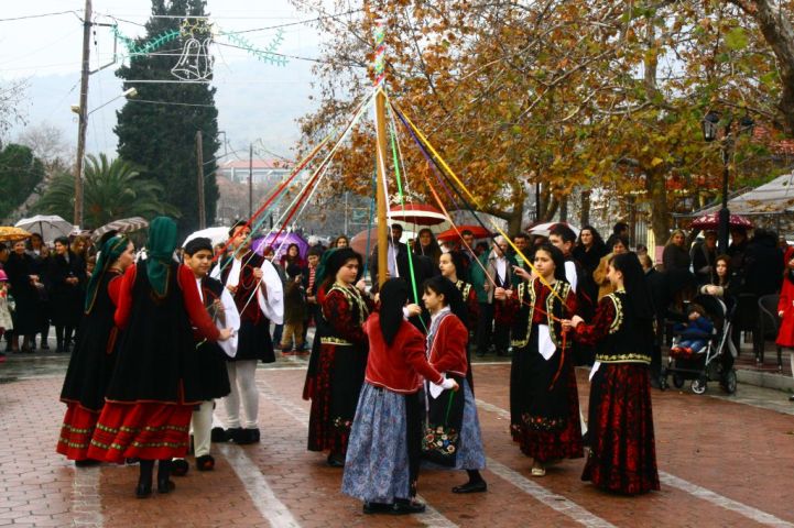 Λάρισα: «Λουγκατσιάρια» στου Γόννους Λάρισας