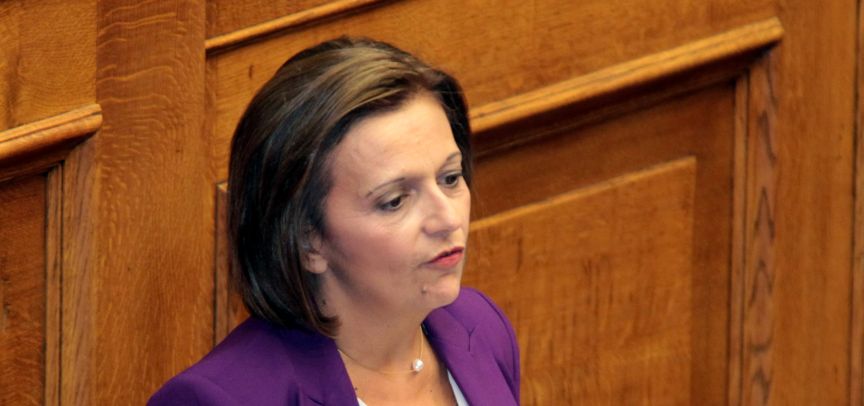 Μ. Χρυσοβελώνη: “Η κυβέρνηση μείωσε κατά 25% τους μετακλητούς υπαλλήλους” (aud)