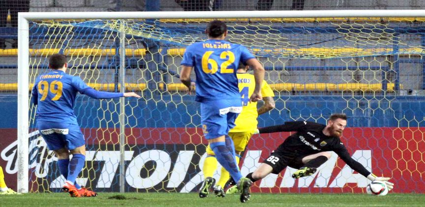 Βαθιά ανάσα πήρε ο Παναιτωλικός, 2-1 τον Αστέρα – Σοβαρά λάθη η διαιτησία
