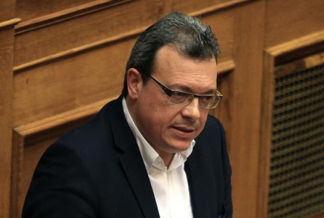 Σ. Φάμελλος: “Κατώτατη εθνική σύνταξη για να εξασφαλίζονται ακόμα και οι μακροχρόνια άνεργοι” (aud)