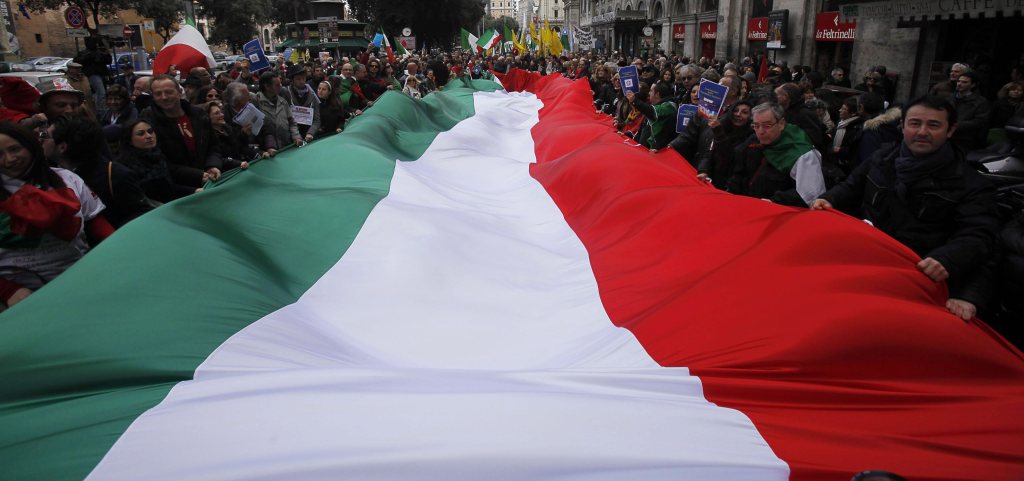 Οι ιταλικές άμεσες επενδύσεις στην Ελλάδα ανέρχονται σε 2 δισ. ευρώ