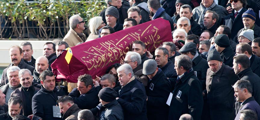 Tελευταίο αντίο στον Μουσταφά Κοτς από πολιτικούς και επιχειρηματίες στην Τουρκία
