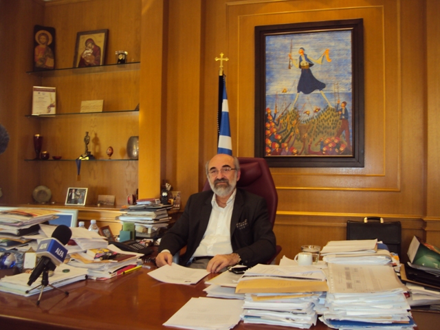 Αλεξανδρούπολη: Συνέντευξη τύπου του δημάρχου Β. Λαμπάκη για το συνέδριο της ΚΕΔΕ
