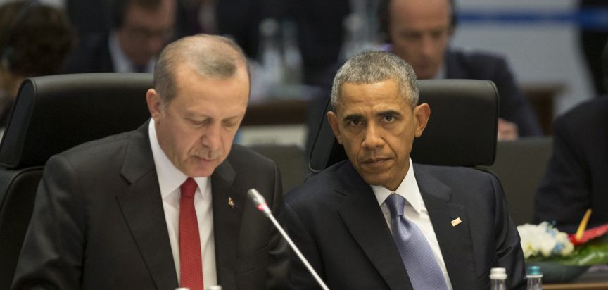 Τηλεφωνική επικοινωνία Ομπάμα – Ερντογάν για θέματα τρομοκρατίας
