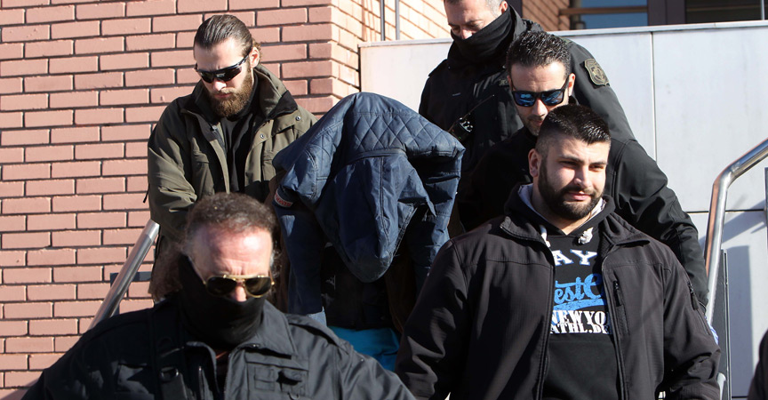 Τριήμερη προθεσμία πήρε ο συζυγοκτόνος – Πως έφτασε η ΕΛΑΣ στη σύλληψη (vid)