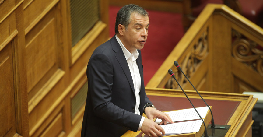 Σ. Θεοδωράκης: Το σχέδιο Κατρούγκαλου φορτώνει τα βάρη της κρίσης στις επόμενες γενιές (vid)
