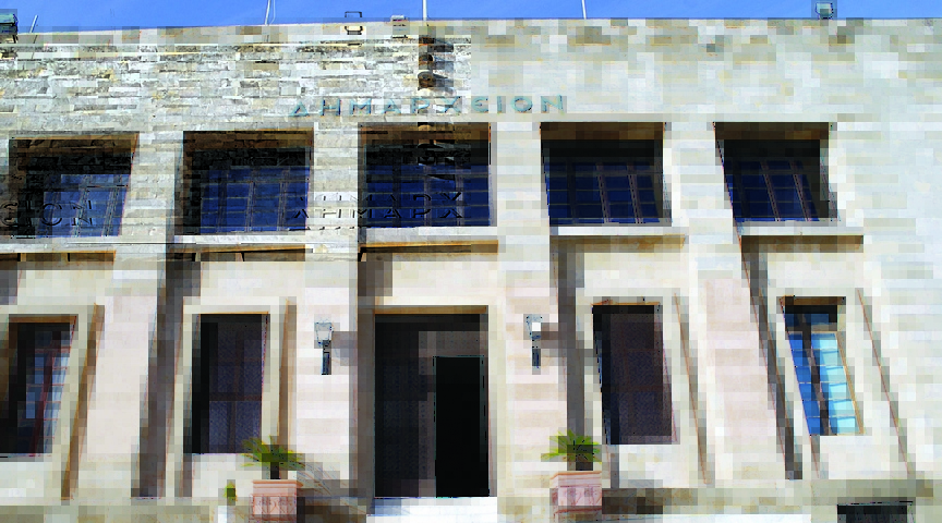 Ρόδος: Σε συμβολική κατάληψη του Δημαρχείου προχώρησαν χθες οι δημοτικοί υπάλληλοι