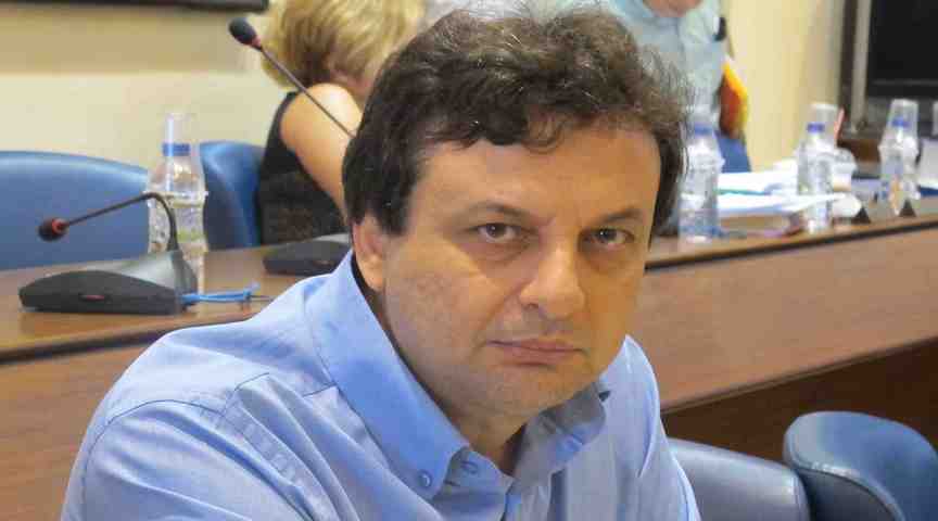 Ρόδος: Αποδεσμεύονται τα ΑΦΜ των επιχειρηματιών από το Δήμο. «Υπάρχει κενό στο νόμο» δηλώνει ο Γ. Περδίκης