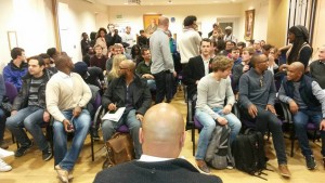 Συγκέντρωση φοιτητών, από την ιστοσελίδα "Rhodes Must Fall" στο facebook