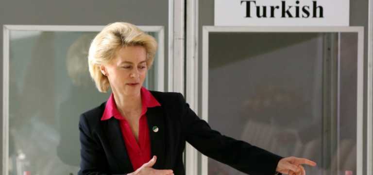 Η Γερμανία «θα συμμετάσχει» σε πιθανή αποστολή του NATO στη Μεσόγειο