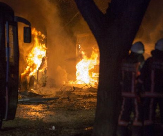 Τουρκία- επίθεση: Ηταν καμικάζι αυτοκτονίας από τη Συρία λέει ο Νταβούτογλου – Με αντίποινα εντός κι εκτός συνόρων απειλεί ο Ερντογάν (vid)