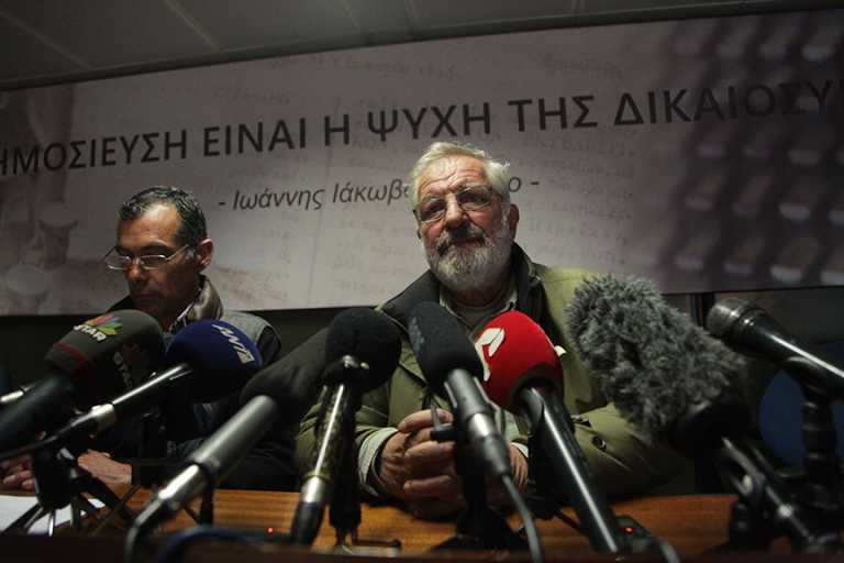 Μας συκοφαντεί και μας παρεμποδίζει η κυβέρνηση καταγγέλλει η Πανελλαδική Επιτροπή Μπλόκων των αγροτών (vid)