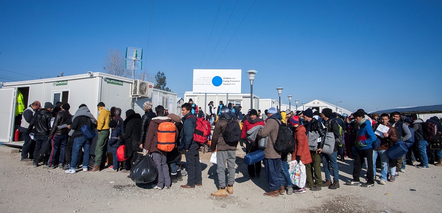 Ειδομένη: Εκατοντάδες Αφγανοί εγκλωβισμένοι στην ουδέτερη ζώνη Ελλάδας – ΠΓΔΜ