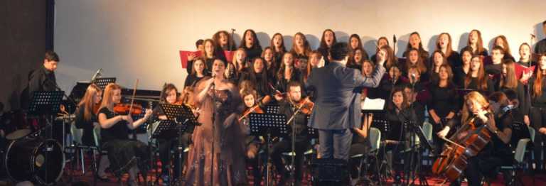 Καβάλα: Προσφορά της Σόνιας Θεοδωρίδου στο Μουσικό Σχολείο