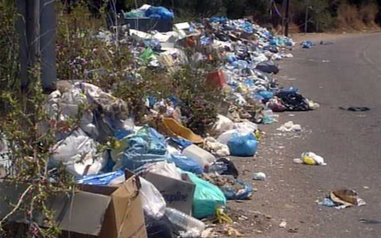 ΕΡΤ ΠΥΡΓΟΥ: Δυσφημίζουν το Κατάκολο τα σκουπίδια