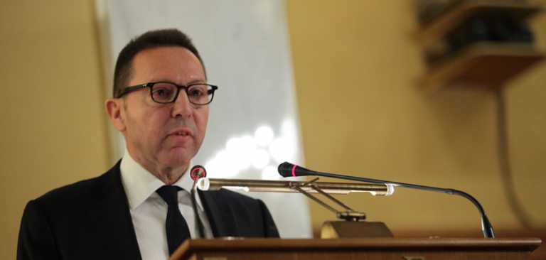 Στουρνάρας: Εφικτή η ανάκαμψη το δεύτερο μισό του 2016 υπό προϋποθέσεις