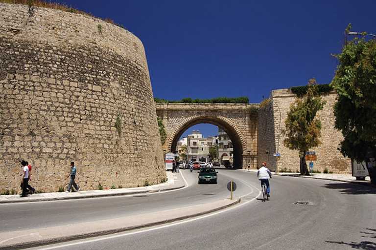 Ηράκλειο: Συνεχίζονται οι ξεναγήσεις στην πόλη