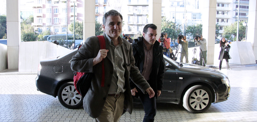 Στην Επιτροπή Οικονομικών του Ευρωκοινοβουλίου ο Ε. Τσακαλώτος με επίκεντρο ΔΝΤ και διαπραγμάτευση (vid)