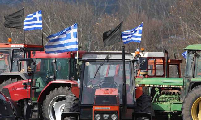 EΡΤ Ιωαννίνων – Ήπειρος: “Θέσεις μάχης” στα μπλόκα των εθνικών οδών έλαβαν και πάλι οι Ηπειρώτες αγρότες