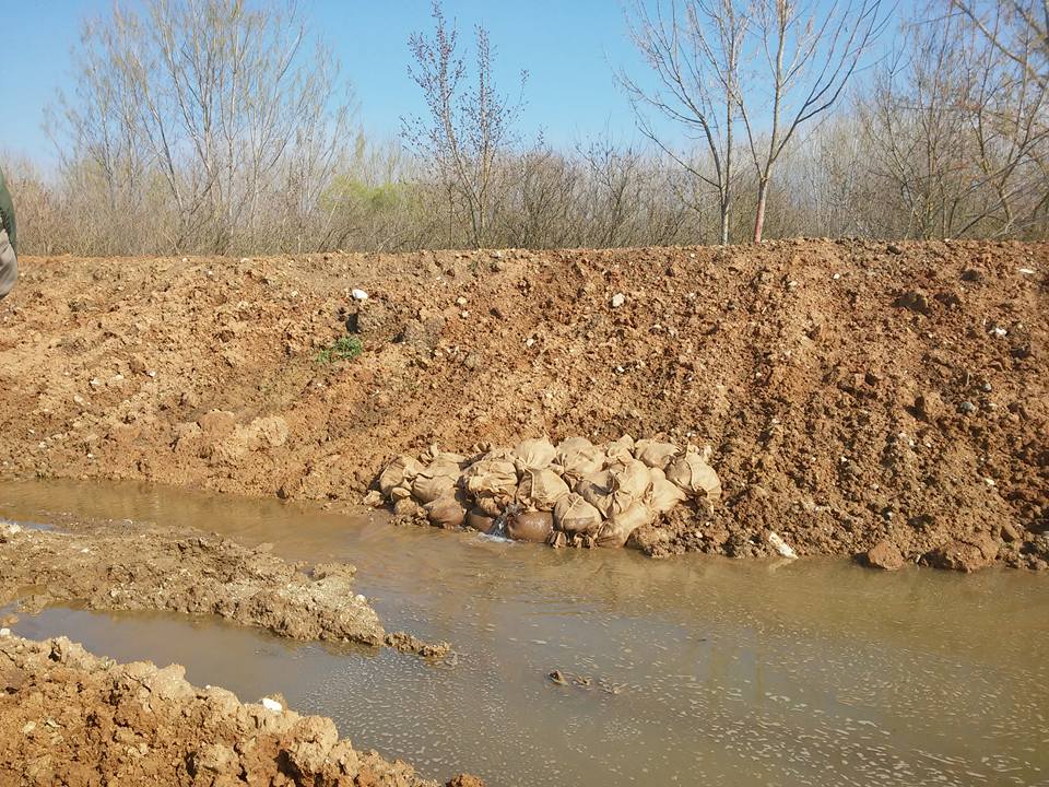 Σέρρες: Ξεκίνησαν οι εργασίες αποκατάστασης του αναχώματος  στον Αχινό