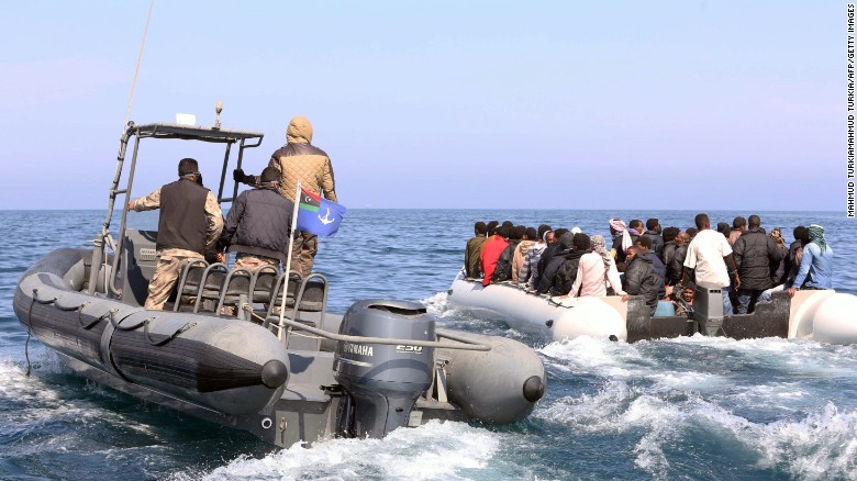 Διεθνείς περιπολίες στις ακτές της Λιβύης ζητά ο Κάμερον – Ανησυχίες για διόγκωση του μεταναστευτικού προς Ιταλία