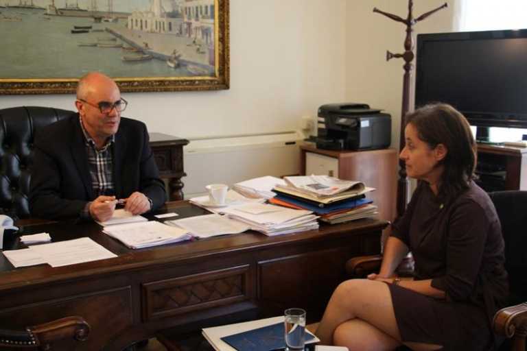 Χανιά: Συνάντηση Τάσου Βάμβουκα με την Ισραηλινή Πρέσβη – τρία αεροπορικά δρομολόγια την εβδομάδα από Ισραήλ προς Χανιά