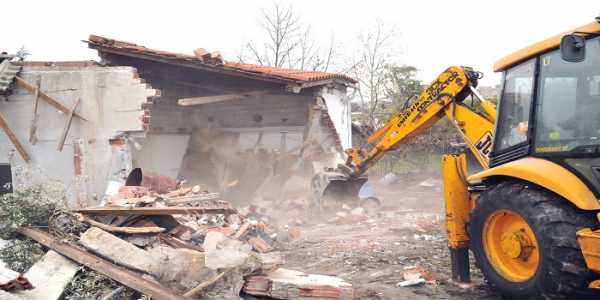 Χανιά: Κατεδάφιση ενός ακόμα παραπήγματος στον Μπάλο Κισάμου