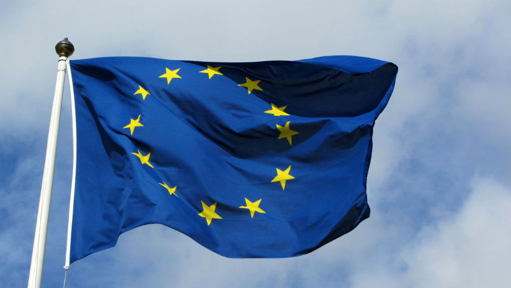 Κατακόρυφη πτώση παρουσιάζει η θετική άποψη των Ευρωπαίων για την Ε.Ε.
