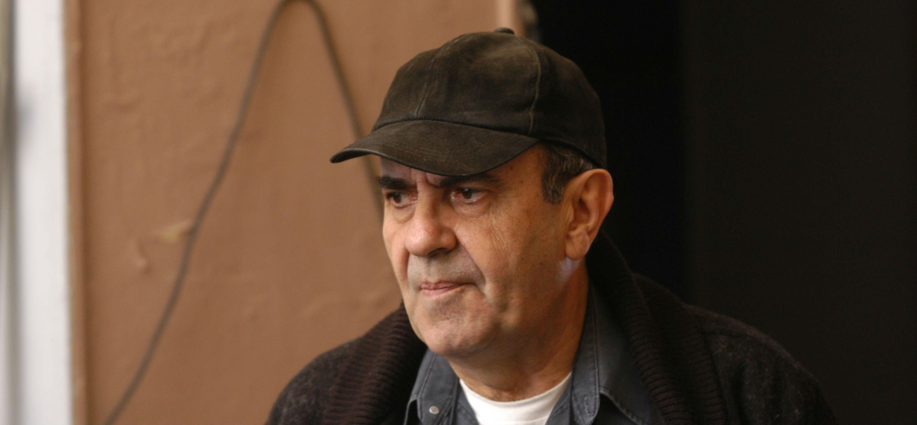 «Το Θέατρο στο Τρίτο»: Αφιέρωμα στον Κώστα Κουτσομύτη