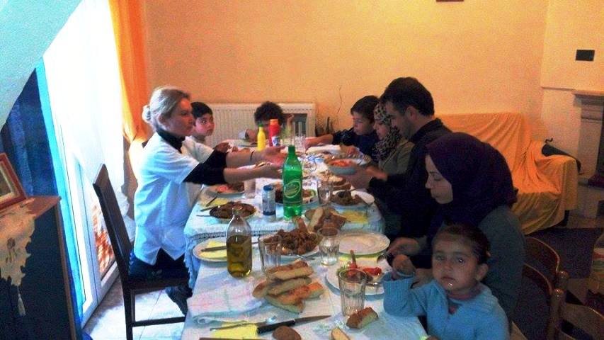 Τρίκαλα: Τρικαλινοί ανοίγουν την καρδιά και τα σπίτια τους στους πρόσφυγες