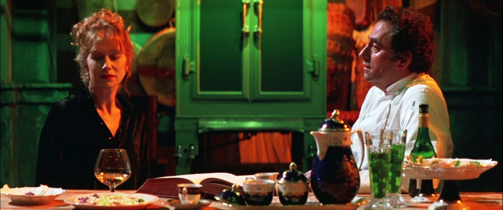 The cook the thief his wife and her lover (3)