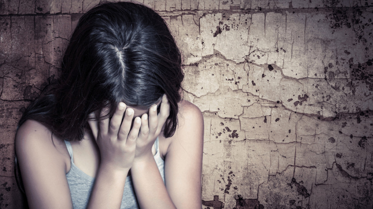 Βόλος: 18χρονος αθίγγανος βίασε 16χρονη και αναζητείται-Απόπειρα βιασμού με σύλληψη του δράστη