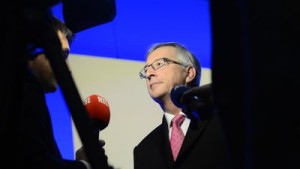 juncker_interview_press_shade_lobbying_commission_credit-epp-flickr