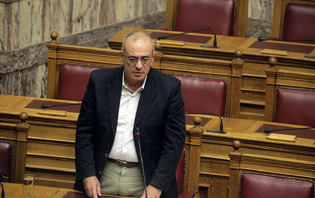 Επιμένει στη θέση του ο Δ. Μάρδας- Αποστάσεις από κυβερνητικά στελέχη -Αντιδράσεις από κόμματα