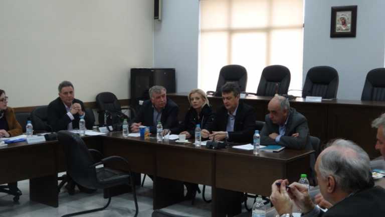 Λάρισα: Συνεδρίασε η ΠΕΔ Θεσσαλίας για το προσφυγικό