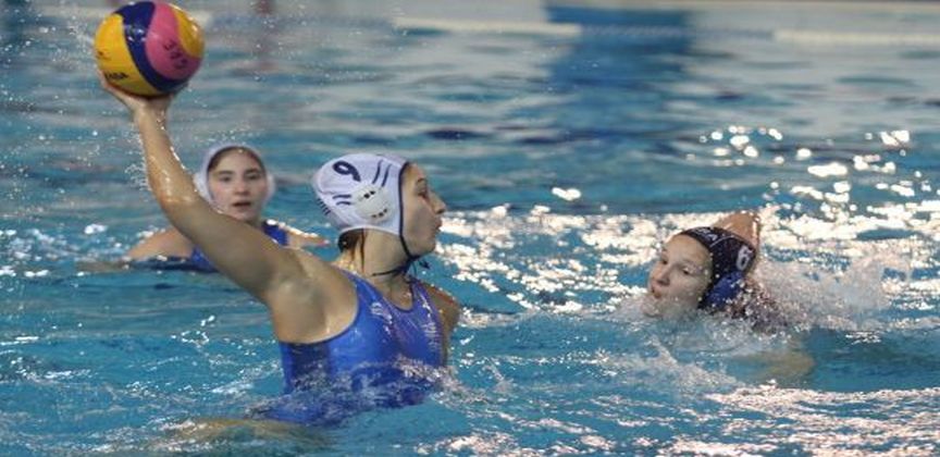 Εύκολη νίκη 11-6 της εθνικής πόλο επί της Γαλλίας