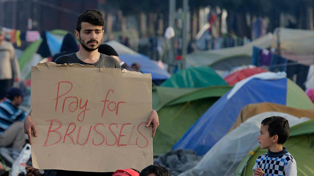 Διαμαρτυρίες προσφύγων σε Ειδομένη, Μόρια, Χίο – Ελληνική δυσαρέσκεια για τη διαχείριση των ροών από την Τουρκία (vid)
