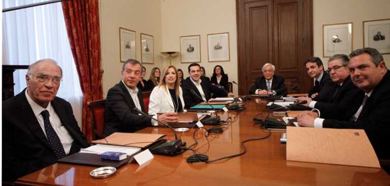 Συμβούλιο Πολιτικών Αρχηγών: Σε αναμονή του κειμένου κοινών συμπερασμάτων (vid)
