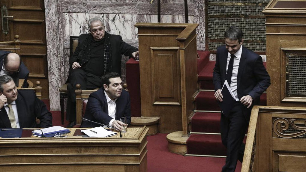 Κόντρα κυβέρνησης-αντιπολίτευσης για τη διαπλοκή