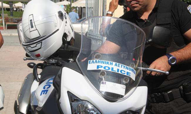 Ηγουμενίτσα: “Μπλόκο” σε 14 κιλά χασίς στη Σαγιάδα – Δύο συλλήψεις