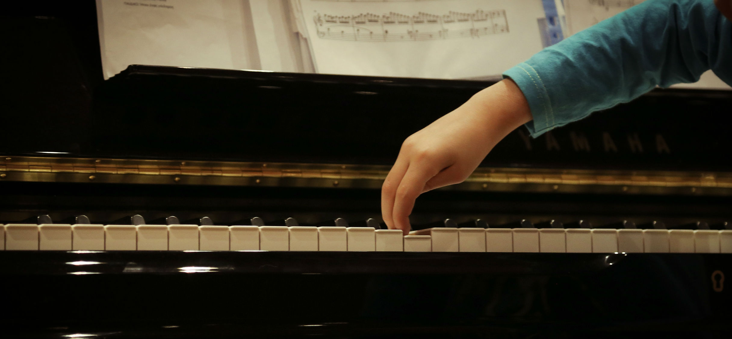 «Η μουσική αγαπάει τον αυτισμό» – Το μουσικό εργαστήριο της Στέγης ταξιδεύει στα Χανιά