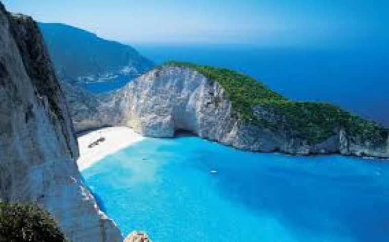ΖΑΚΥΝΘΟΣ:  Αποσιωπήθηκε η πτώση βράχων από την περιοχή του Ναυαγίου πέρυσι το καλοκαίρι αποκάλυψε ο λιμενάρχης στην επιτροπή τουρισμού του δήμου