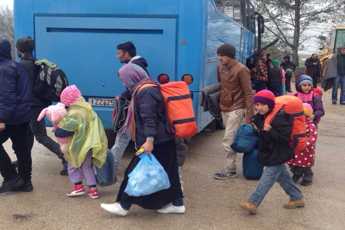 Φιλιππιάδα: Τα Εργατικά Κέντρα Άρτας, Λευκάδας – Βόνιτσας και ΠΑΜΕ Πρέβεζας κοντά στους πρόσφυγες