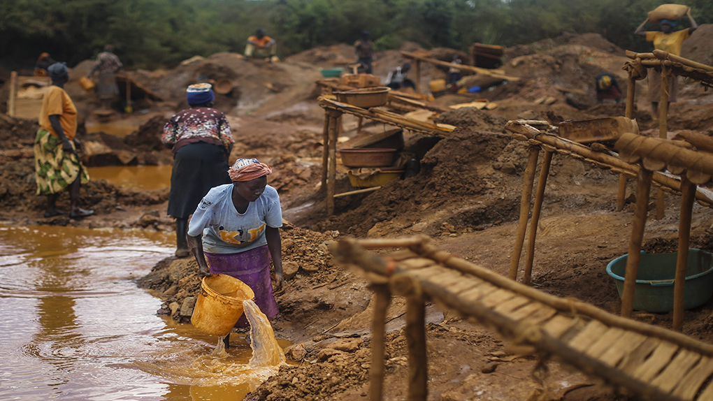 Ο χρυσός κάτω από τη δυτική Κένυα -και η δουλειά στα ορυχεία