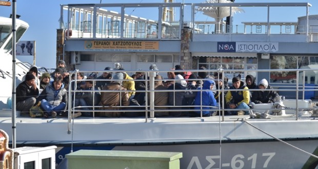 Αλεξανδρούπολη:  Εκατόν είκοσι πρόσφυγες  έφτασαν στο λιμάνι