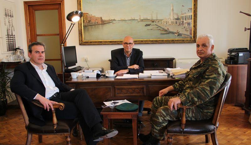 Χανιά: Συνάντηση Δημάρχου Τάσου. Βάμβουκα, με νέο Διοικητή 5ης Ταξιαρχίας Πεζικού, Αλ. Αλεξίου