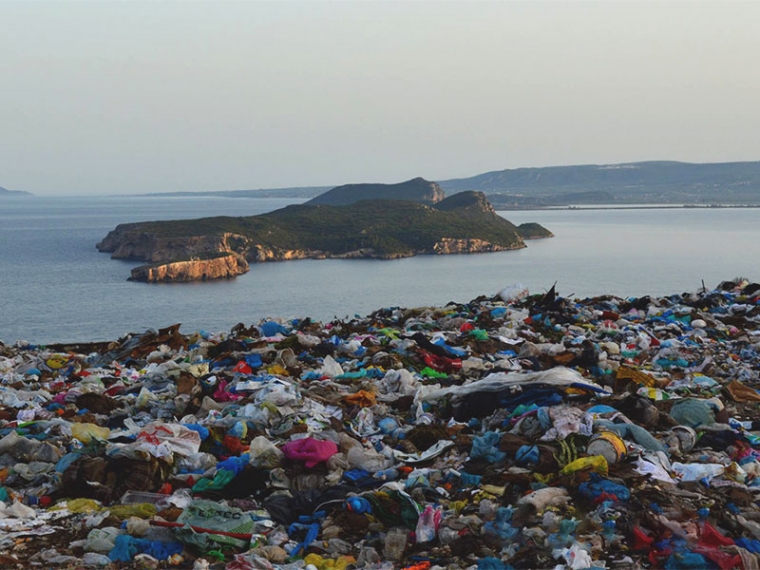 Καλαμάτα: Στη χωματερή της Πύλου, σκουπίδια από την Οιχαλία. Καταγγελίες, αυτόφωρα και μηνύσεις